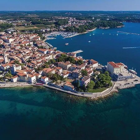 Lovely In With Wifi Appartement Poreč
