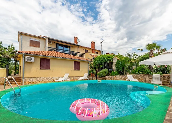 Appartement Lovely In With Wifi Poreč